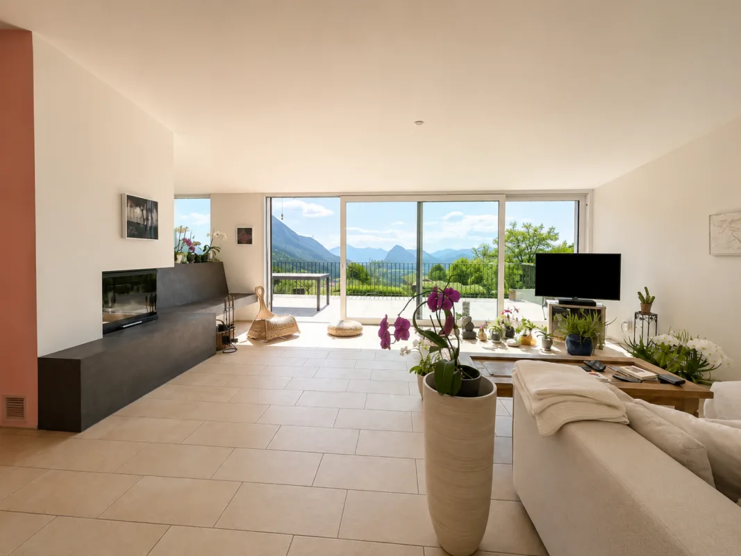Einfamilienhaus mit Seeblick