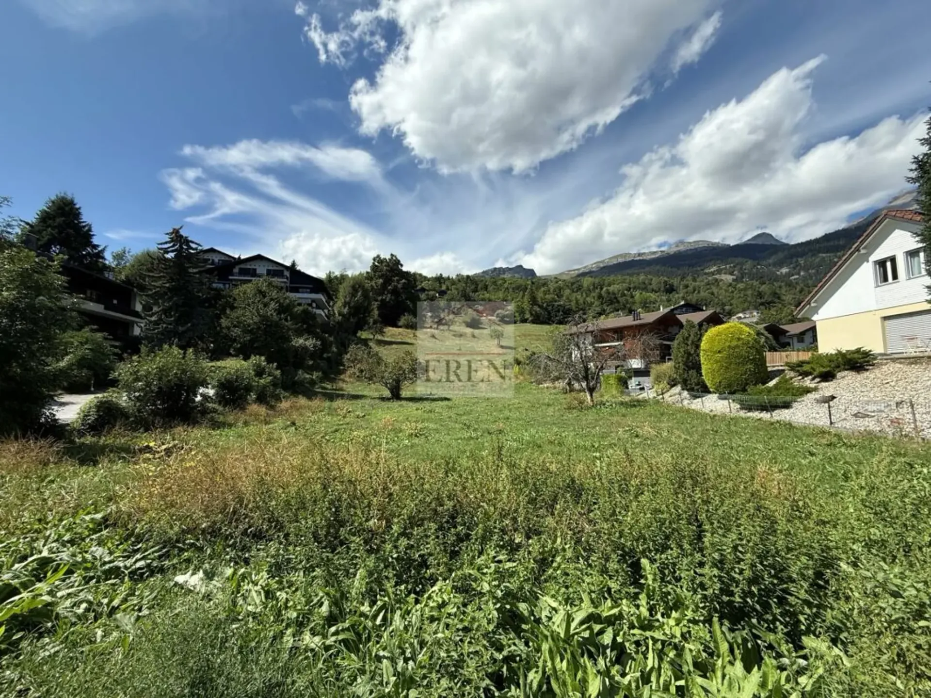 Baugrundstück in Mollens (Crans-Montana)