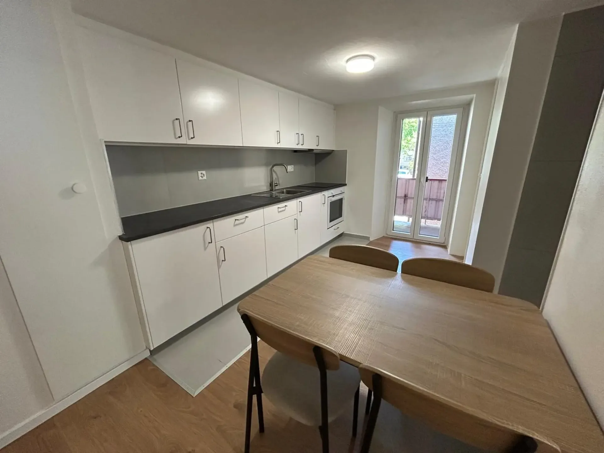 NEU – 5,5 Zimmer und Studio für Airbnb oder selbstständige Tätigkeit