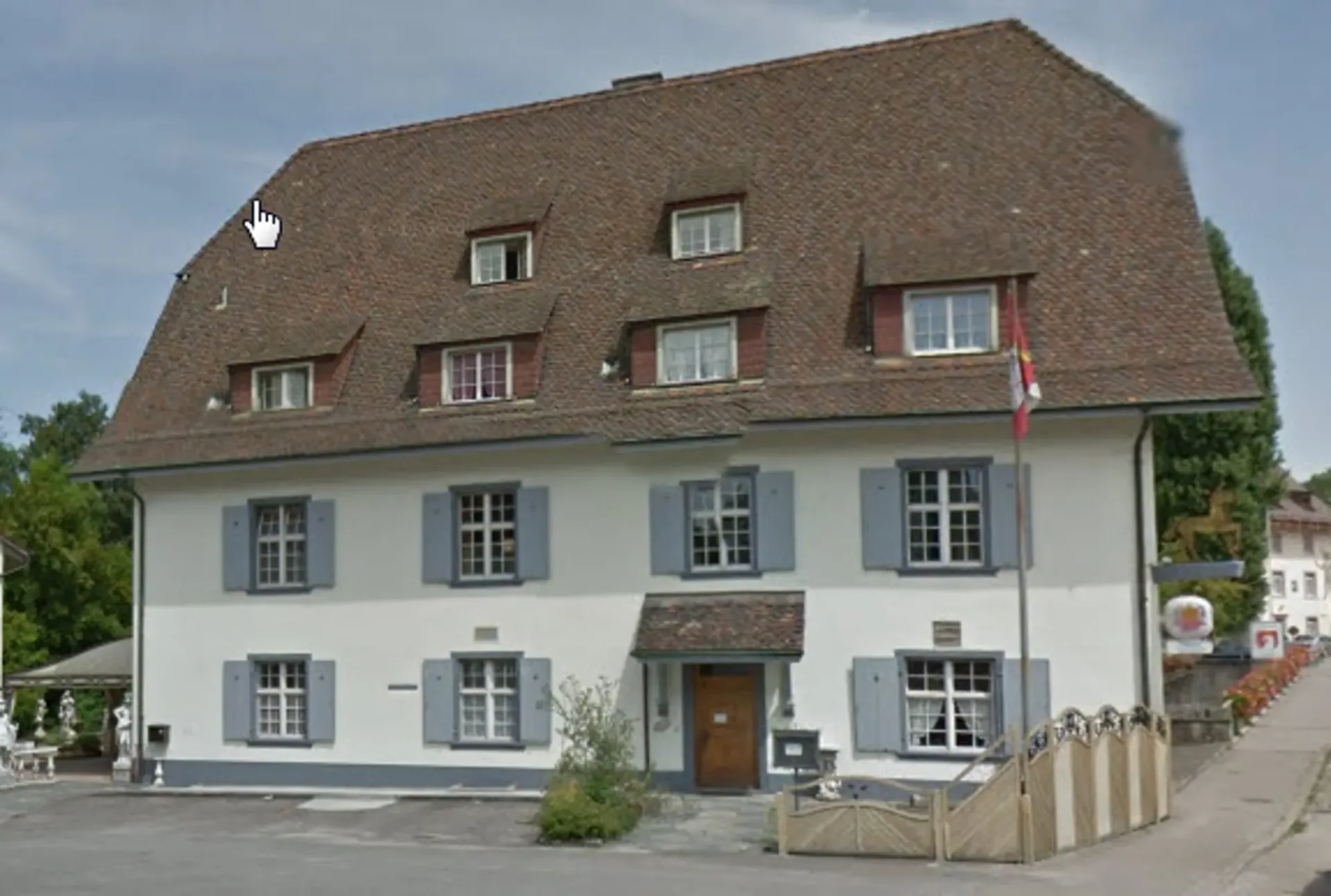Büro-/ Lagerräumlichkeiten in historischem Gebäude zu vermieten