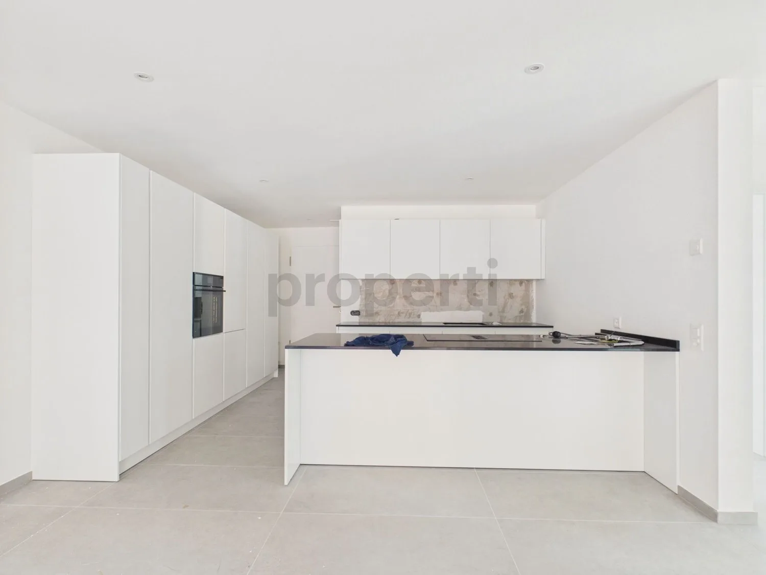 Appartement moderne 3.5 pièces avec cave, Biasca