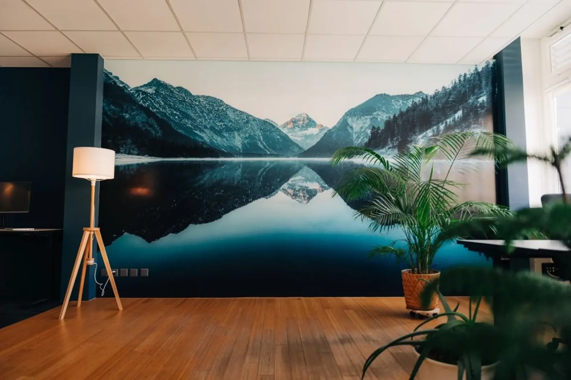 Modernes Büro mit Co-Working-Infrastruktur in Münsingen – sofort verfügbar