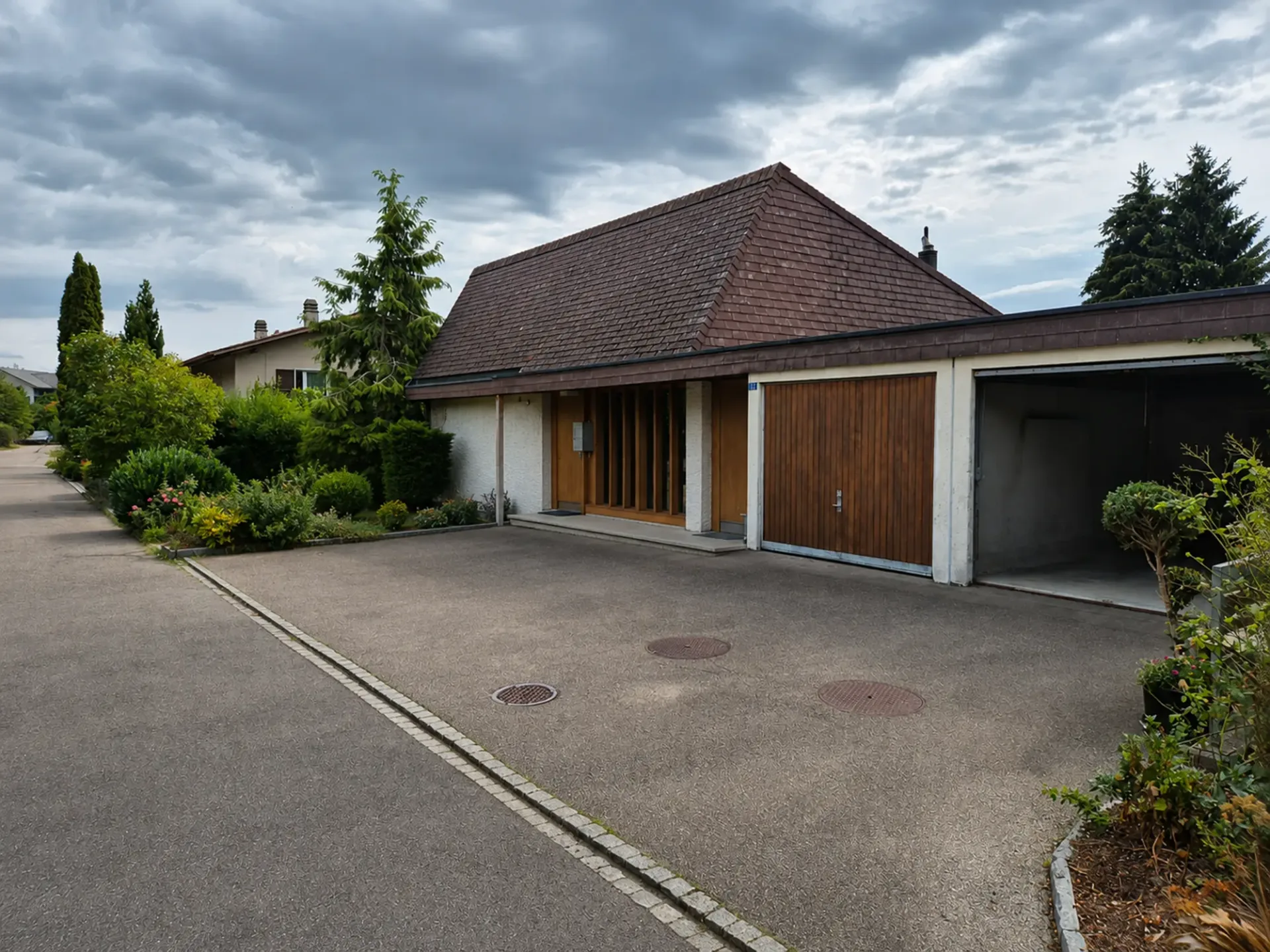Gemütliche 3-Zimmer-Wohnung mit Terrasse und Rasenfläche