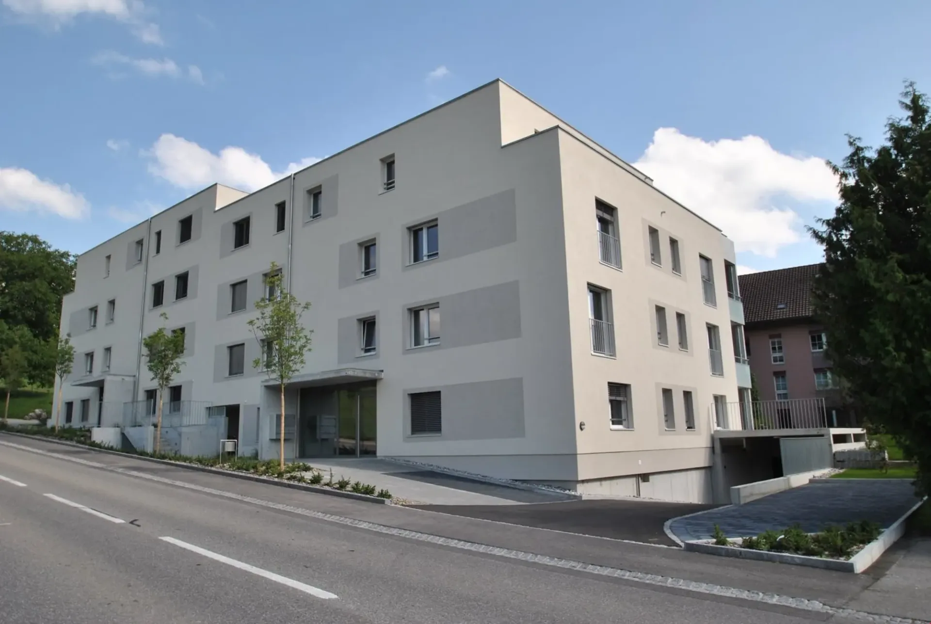 EINSTELLHALLENPLATZ in Biglen