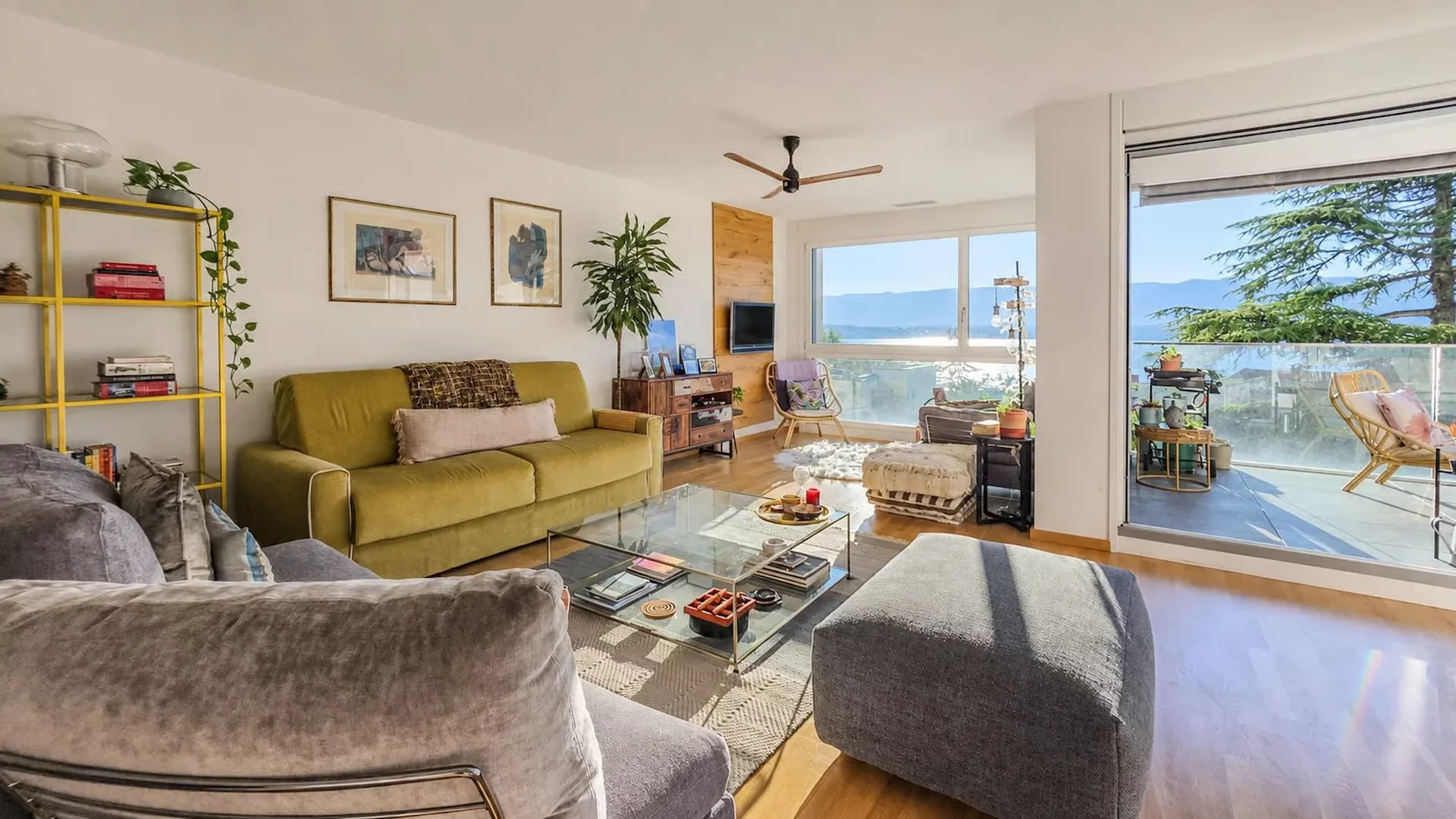 Exclusivity - Magnificent 4-room apartment with breathtaking view of the lake