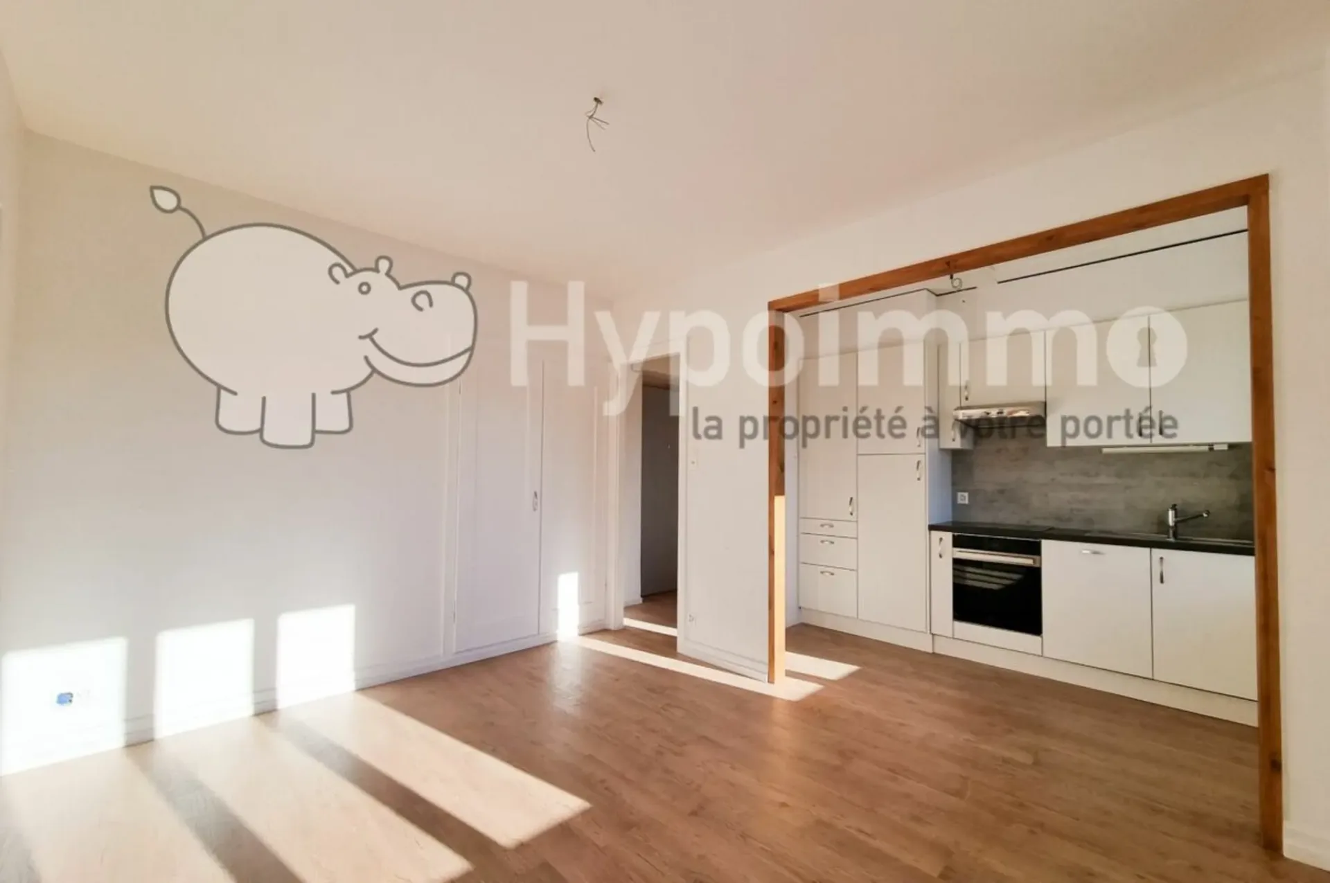 Helles 3-Zimmer-Wohnung komplett renoviert