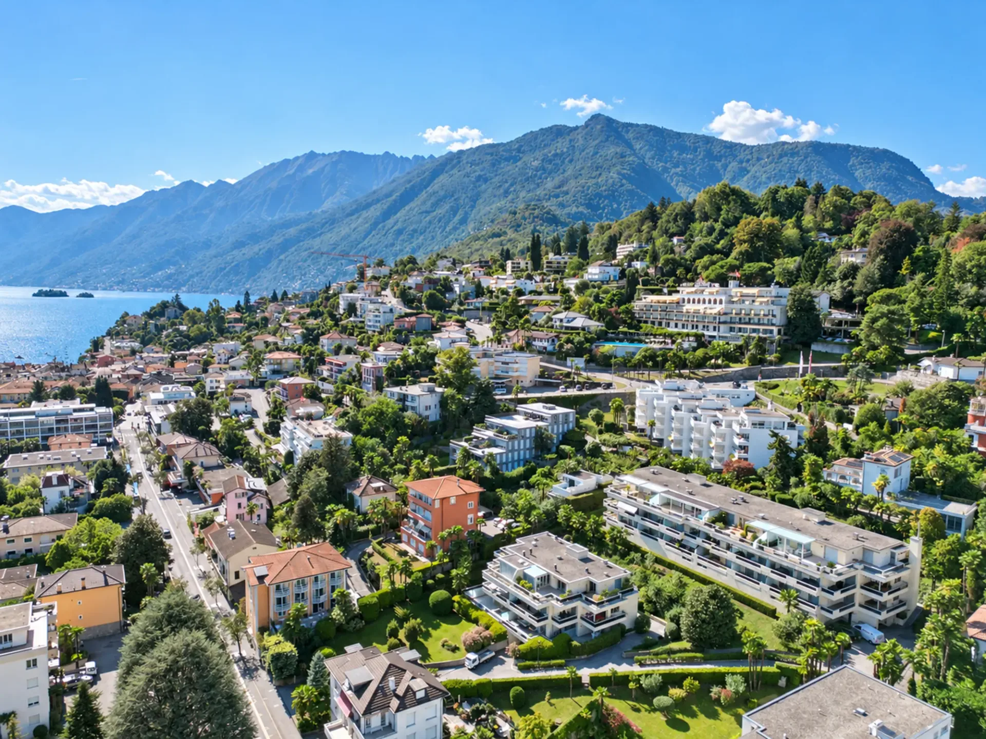 IHR ZWEITWOHNSITZ IM HERZEN VON ASCONA - TERRASSE MIT FREIEM AUSBLICK