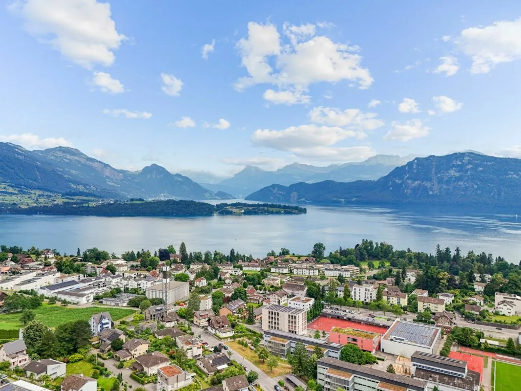 Terreno con potenziale per appartamenti in proprietà