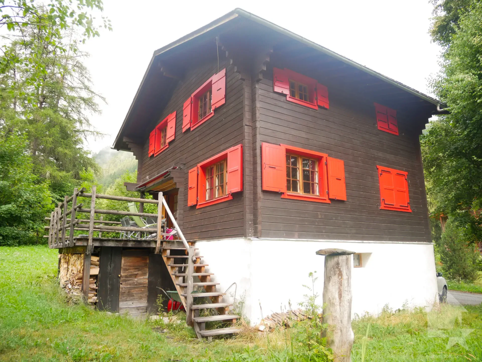 Magnifique chalet à 10 minutes de la Fouly !