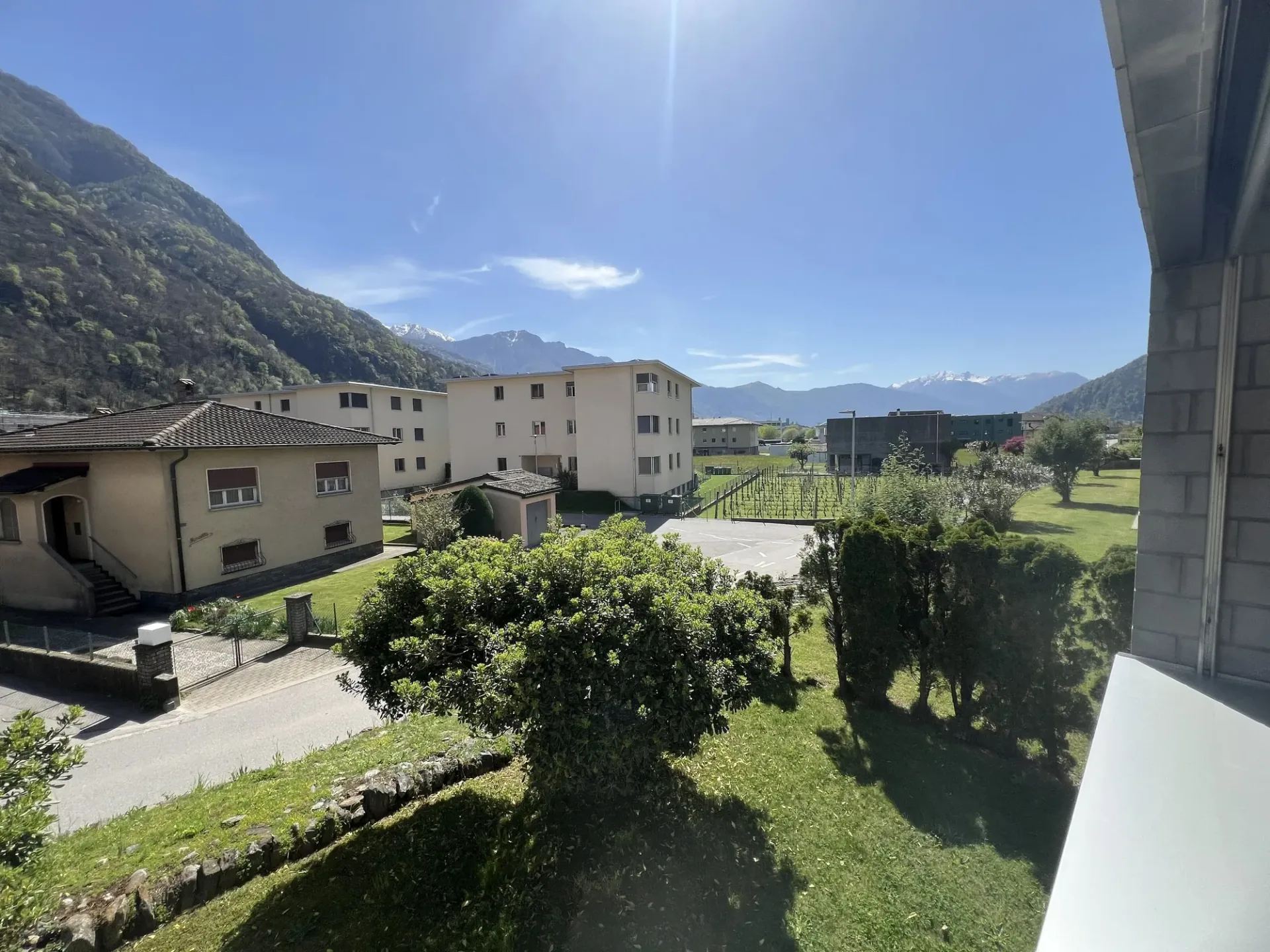 4,5 Zimmer mit großem Balkon und Aussicht in Bellinzona - mieten