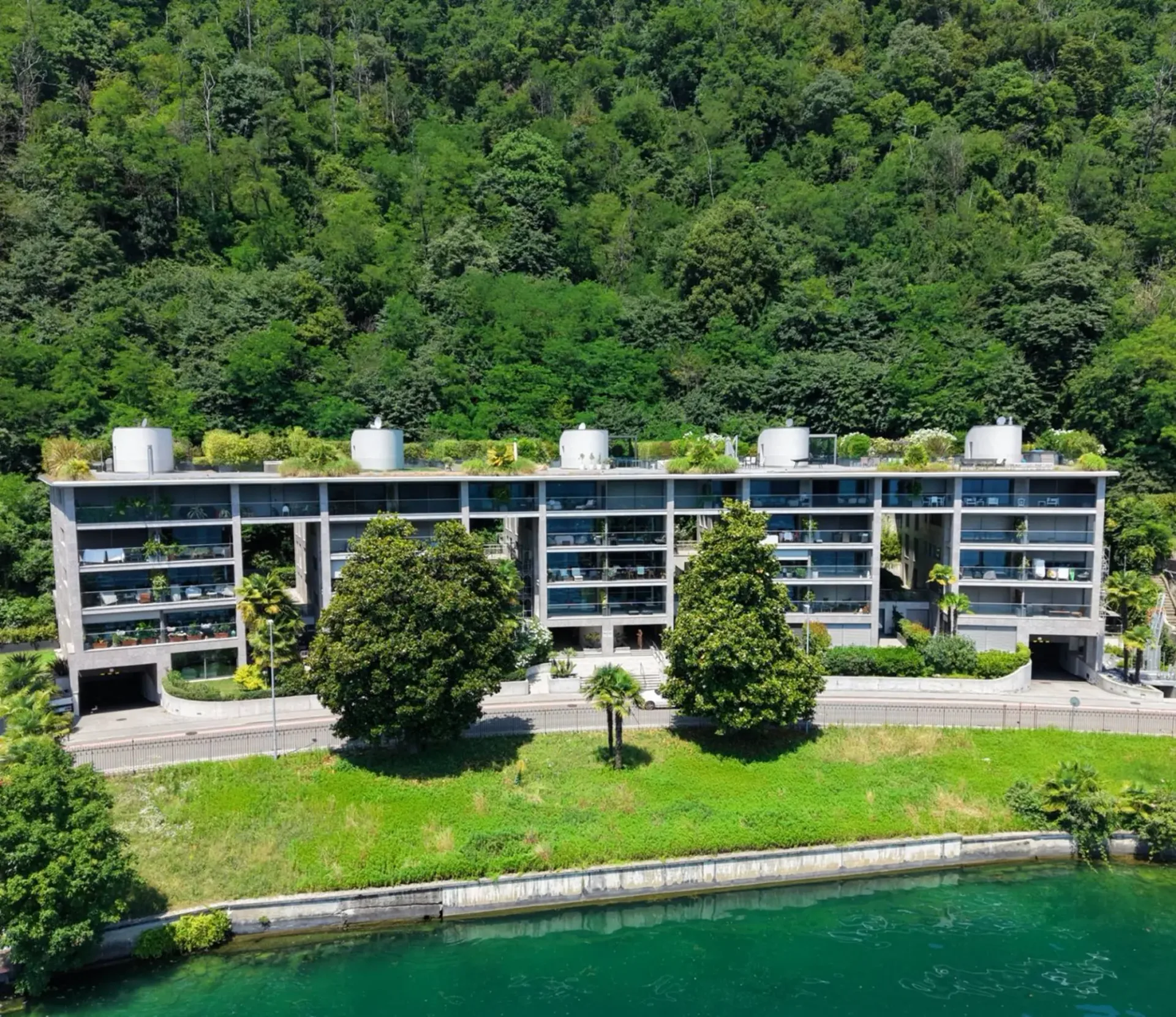 Villa Branca – Un’oasi di lusso con vista lago
