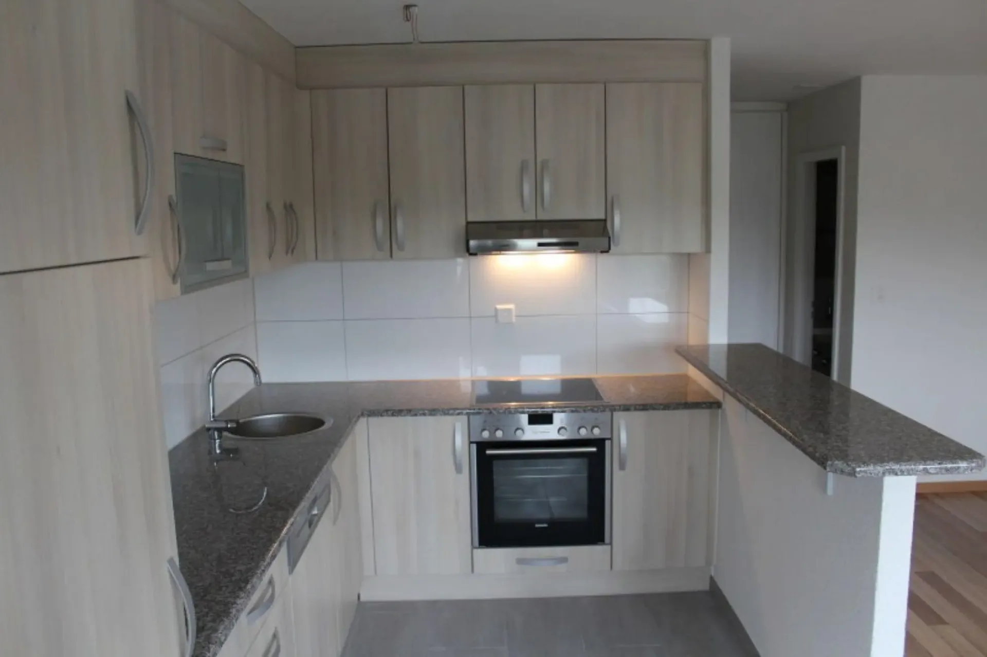 Appartamento accogliente di 2 camere con balcone a Rudolfstetten-Friedlisberg