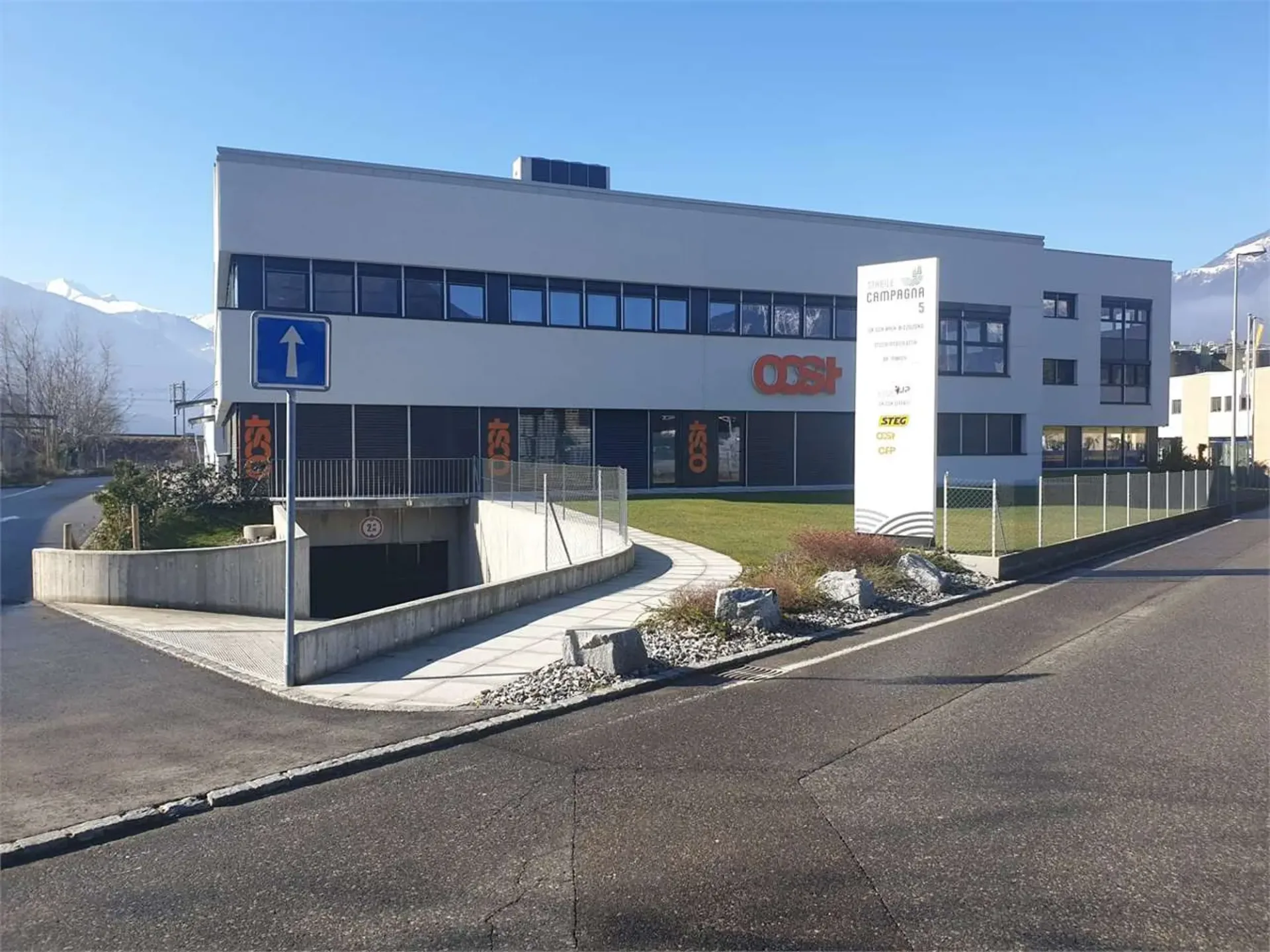 Espace commercial moderne de 232 m² à louer à Giubiasco
