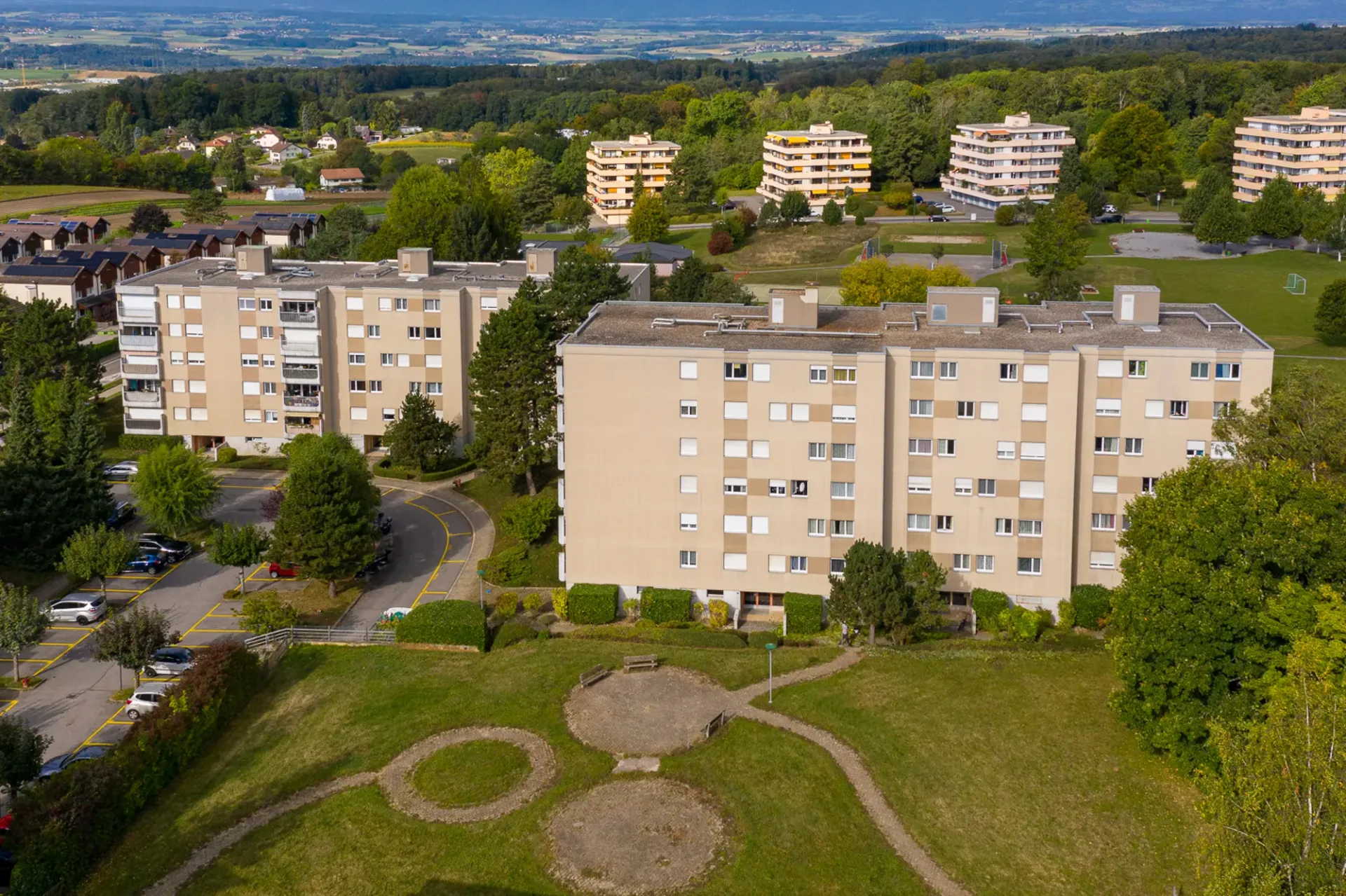 Parkplatz in Romanel - Innenparkplatz