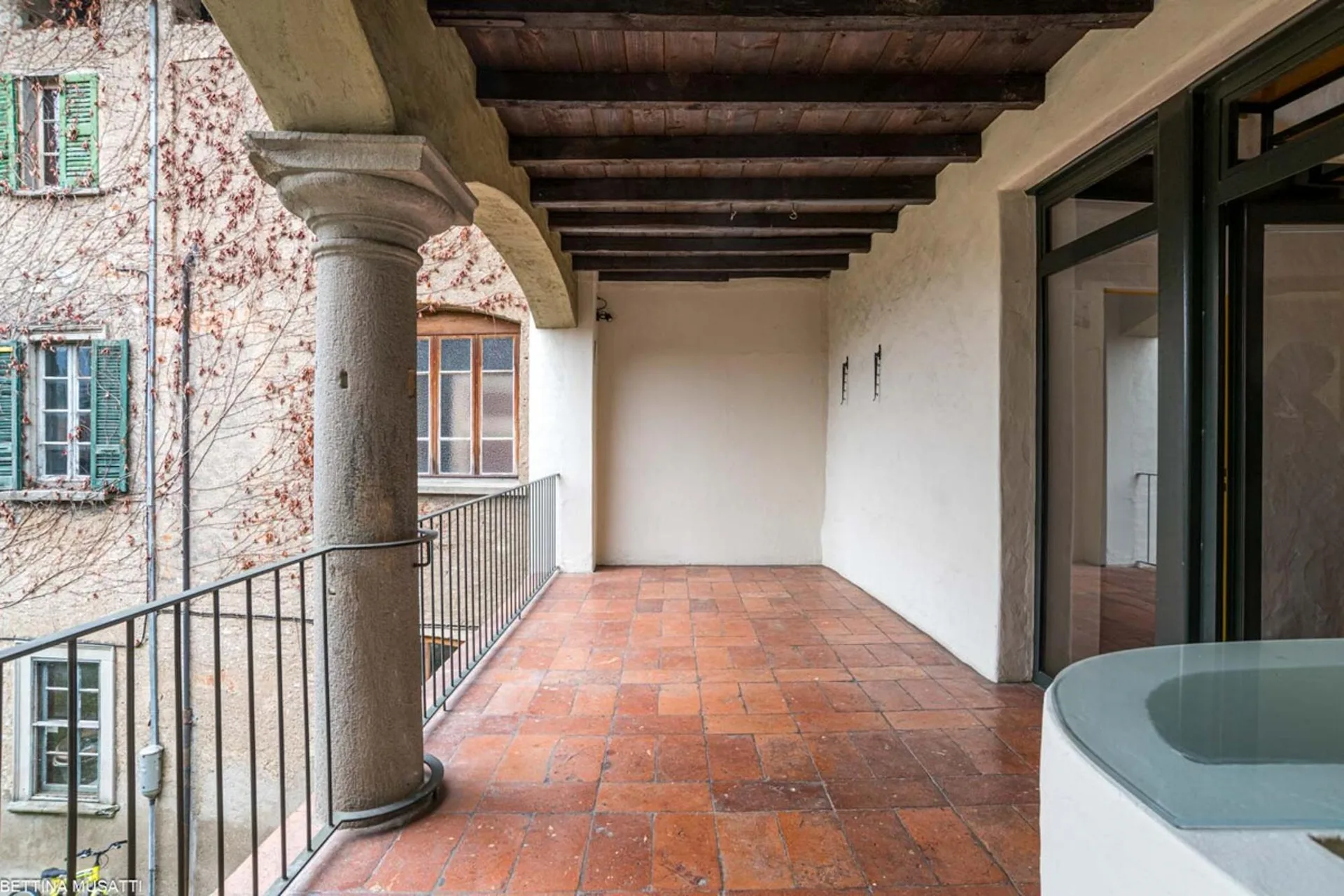 RANCATE - Faszinierendes Haus mit Loggia und Panoramablick