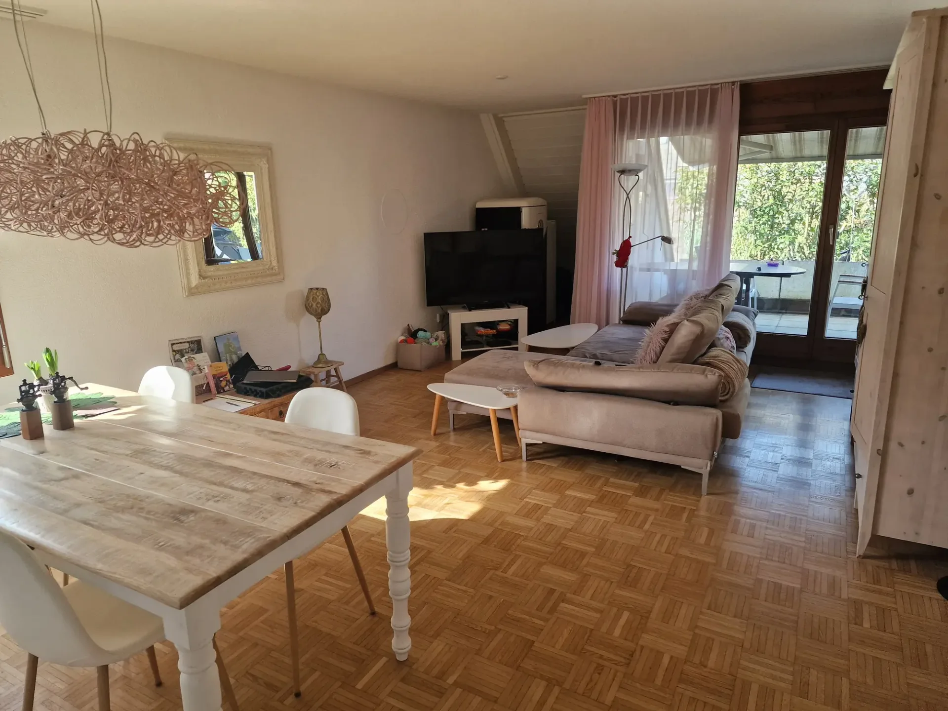 3½ ZI-WOHNUNG IN FEHRALTORF (ZH), MÖBLIERT, TEMPORÄR