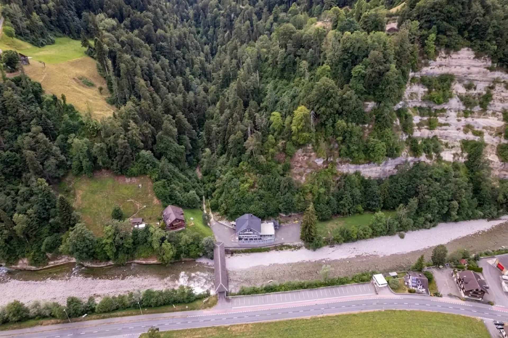 5.47 Hektaren Freiheit. Ein aussergewöhnliches Anwesen mit rund 900 m² Nutzfläche