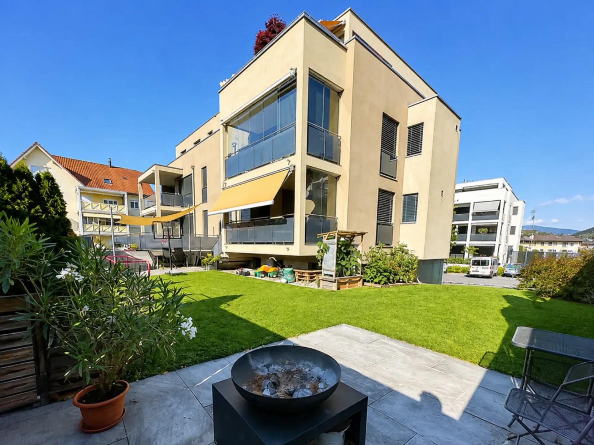 Moderne 4.5 Zimmer Gartenwohnung an zentraler Lage in Widnau