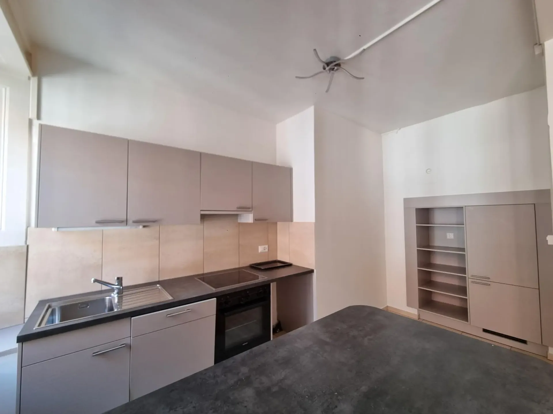 4.5-room apartment for rent – Rue du Parc 7, La Chaux-de-Fonds