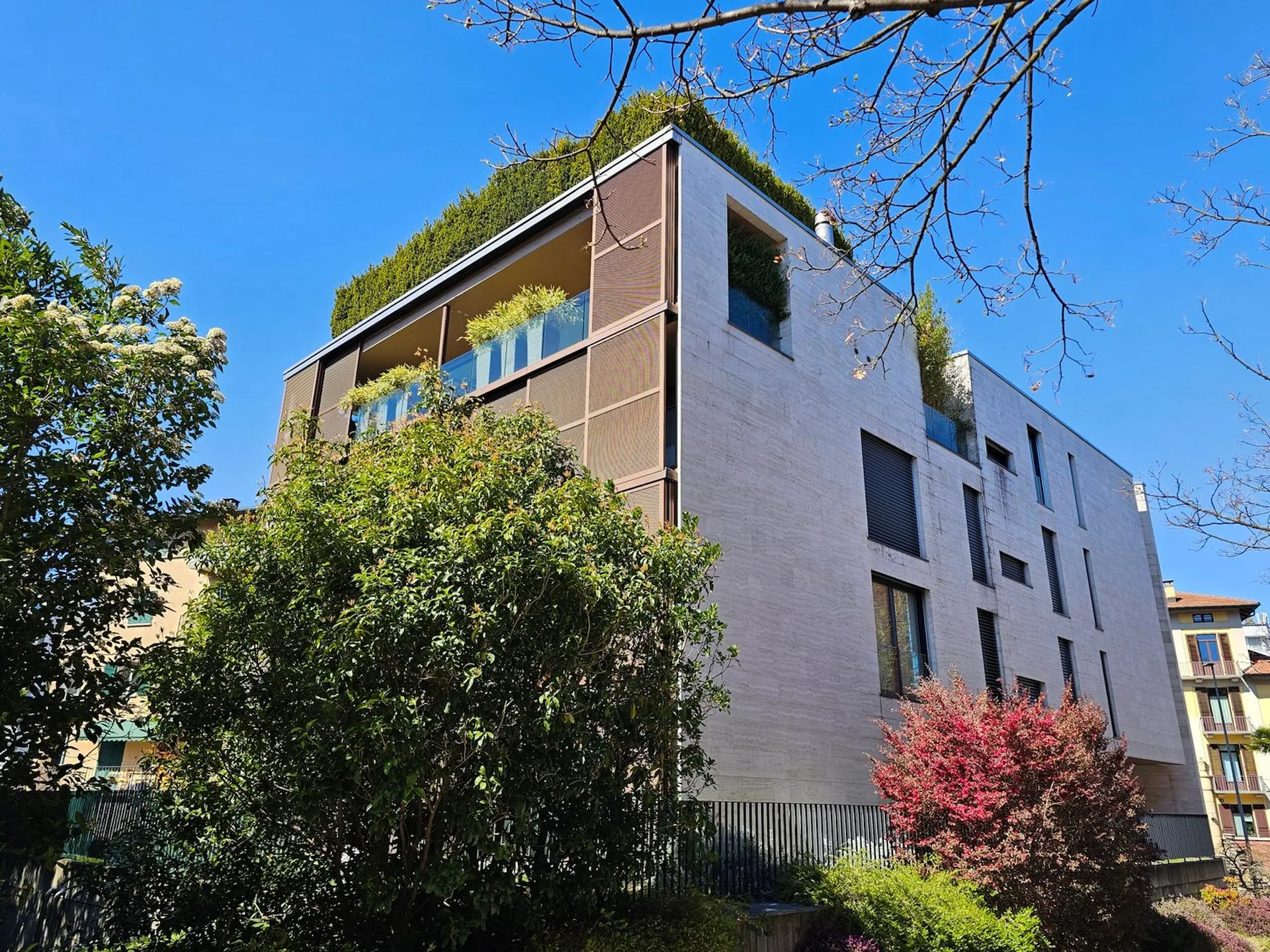 Lugano Loreto: Appartement moderne et raffiné de 4.5 pièces en position centrale