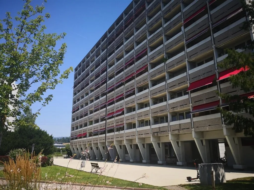 Rigistrasse 163/165 - freier Einstellplatz