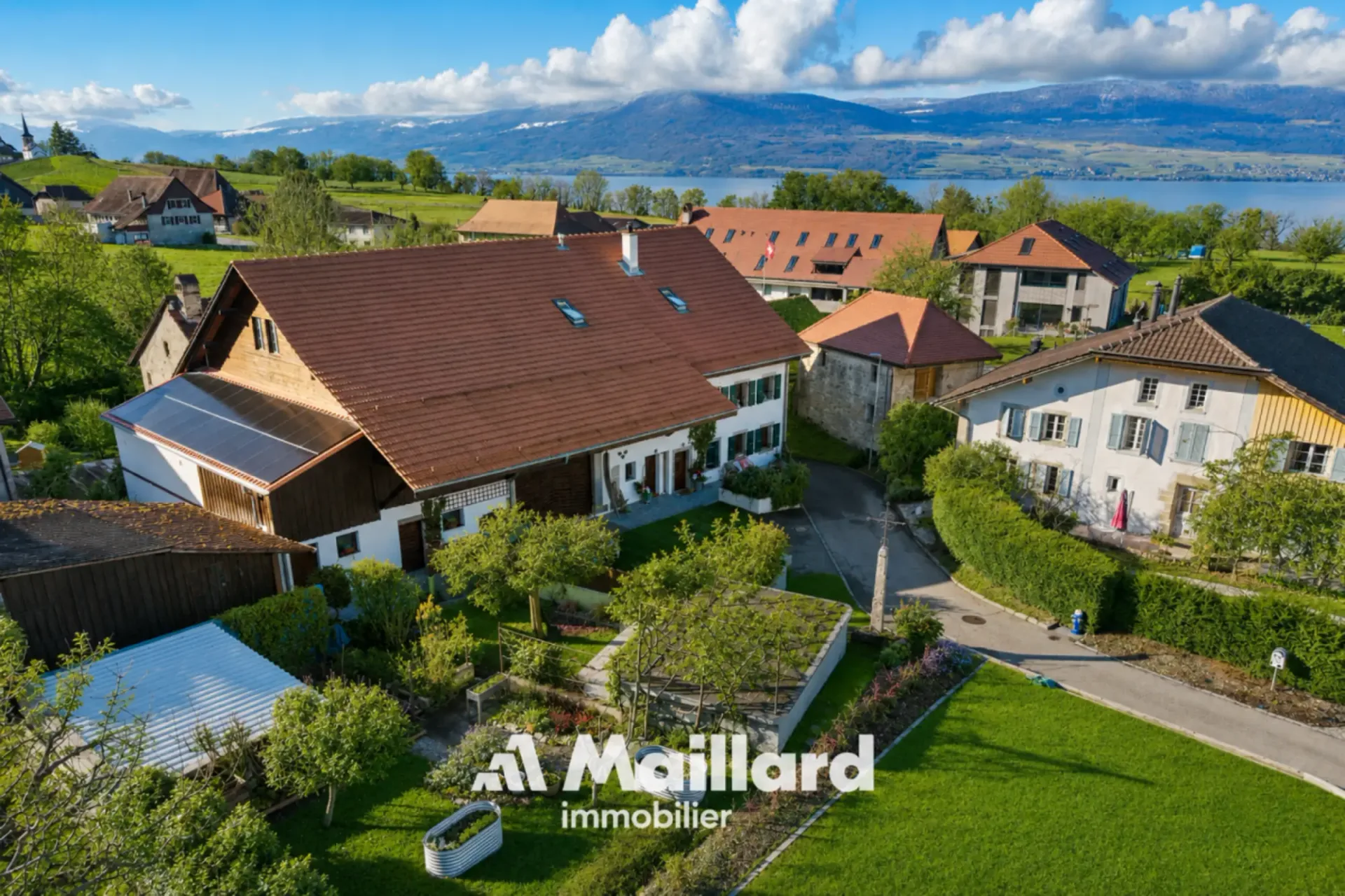 Authentisches Mehrfamilienhaus mit Geschmack renoviert