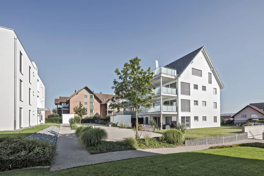Aussenabstellplätze in Birr zu vermieten
