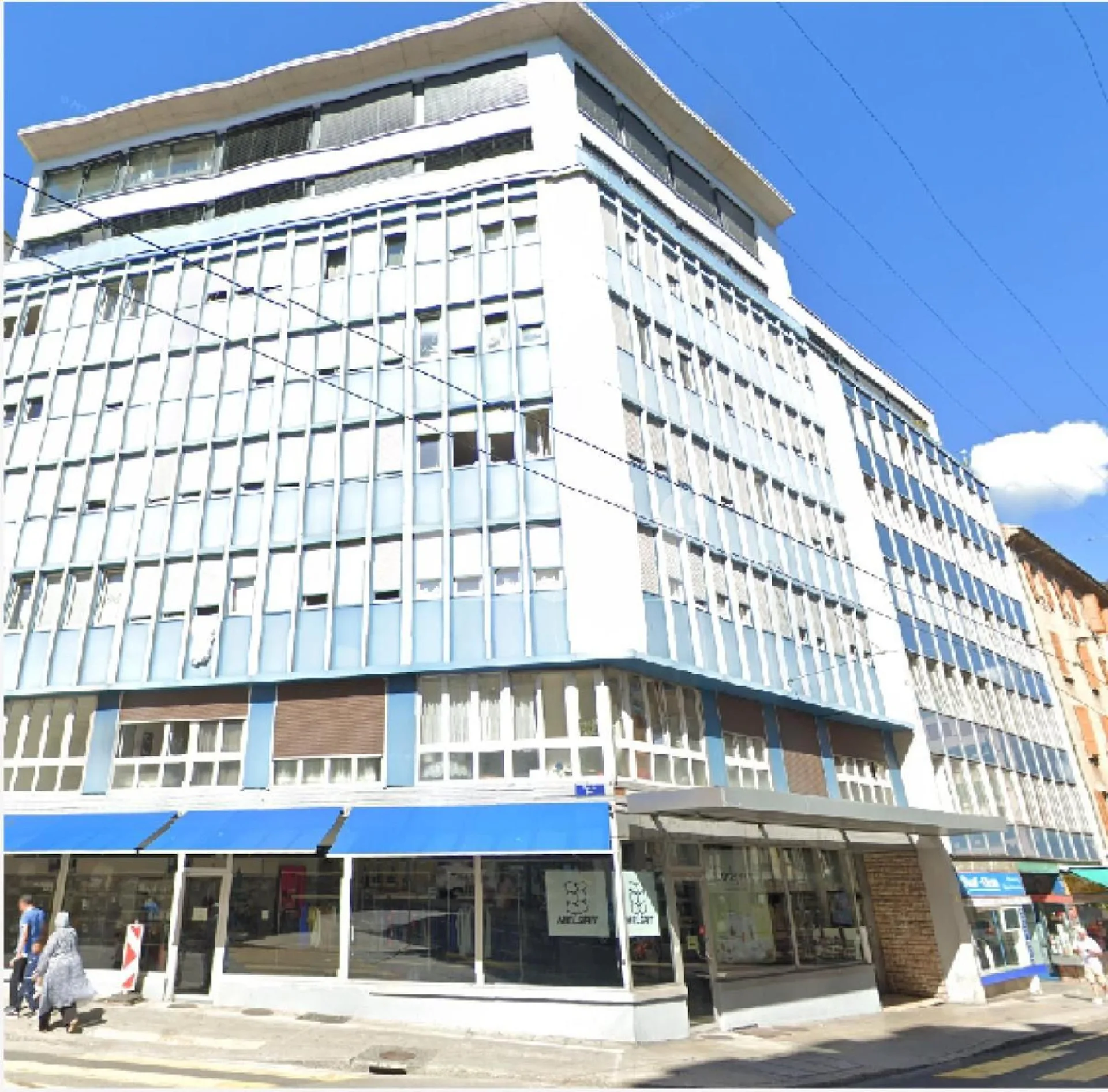 Wohnung mit 5.5 Zimmern, 10 Minuten zu Fuß vom Bahnhof entfernt