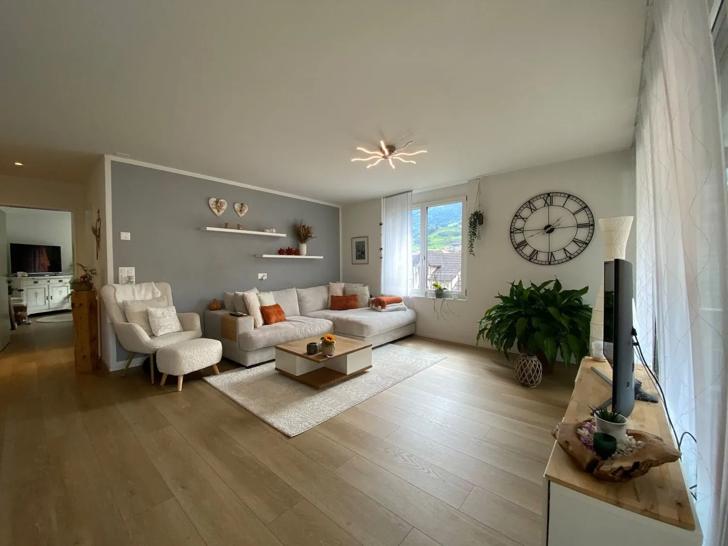 schöne 3.5-Zimmer-Wohnung inmitten von Mels