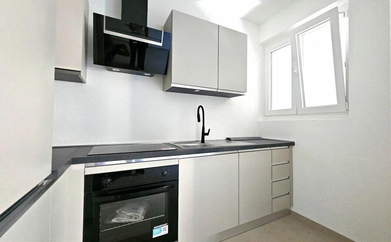 APPARTEMENTS 2.5 PIÈCES RÉSIDENCE OU REVENU