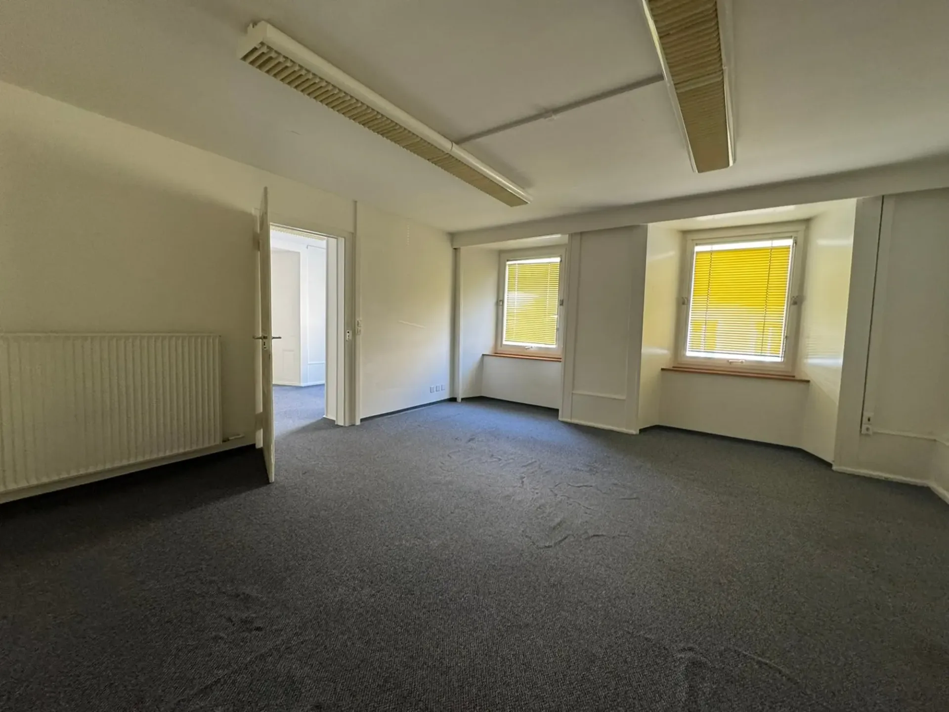 Büro/Kommerzieller Raum zur Miete