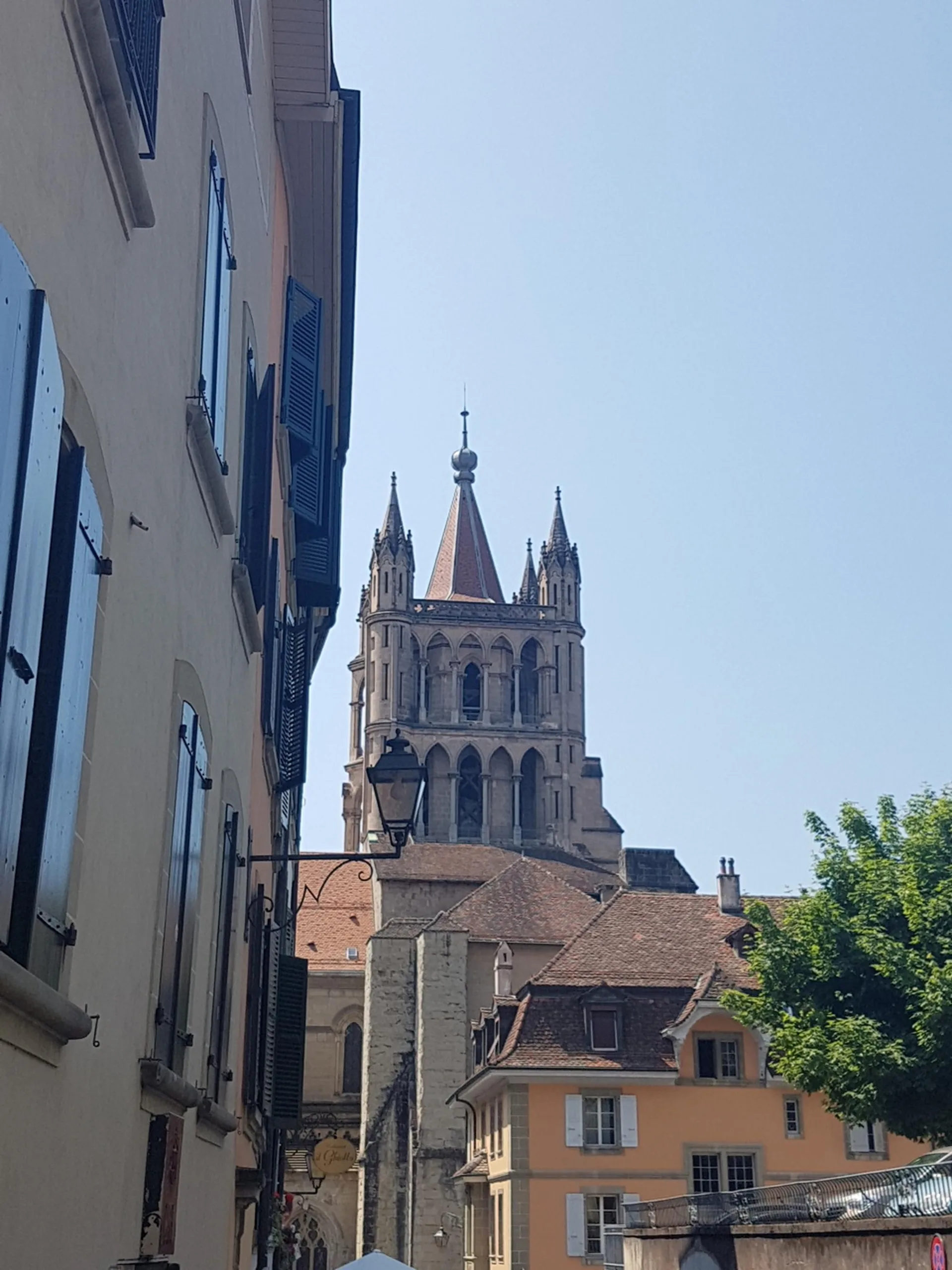 Lausanne Cité, Altstadt, 5 Minuten vom U-Bahn