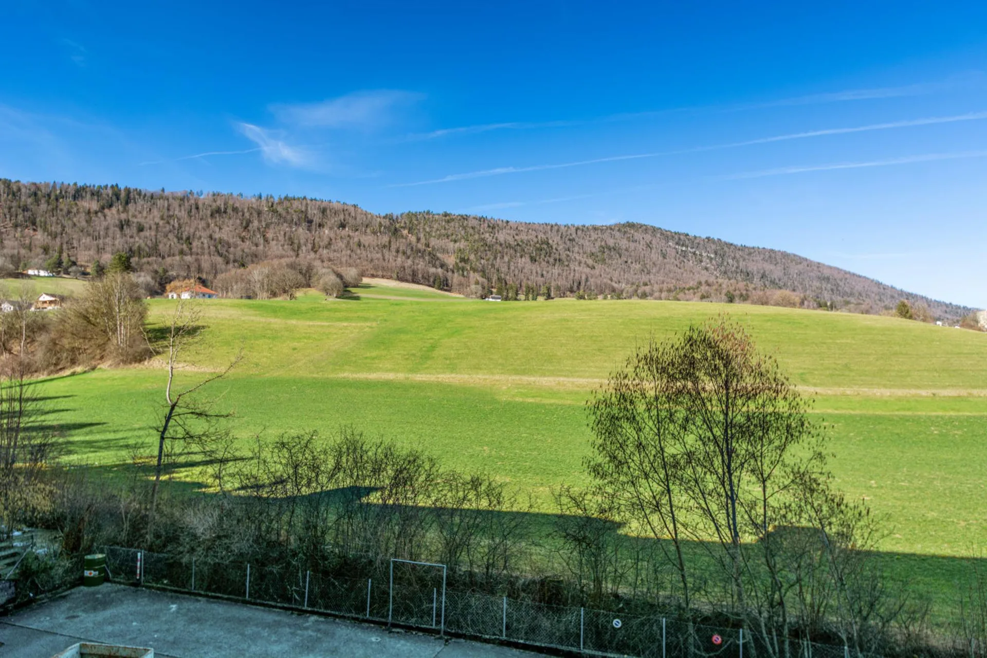 Coup de Cœur à Perrefitte : Modernité et Sérénité aux Portes de Moutier