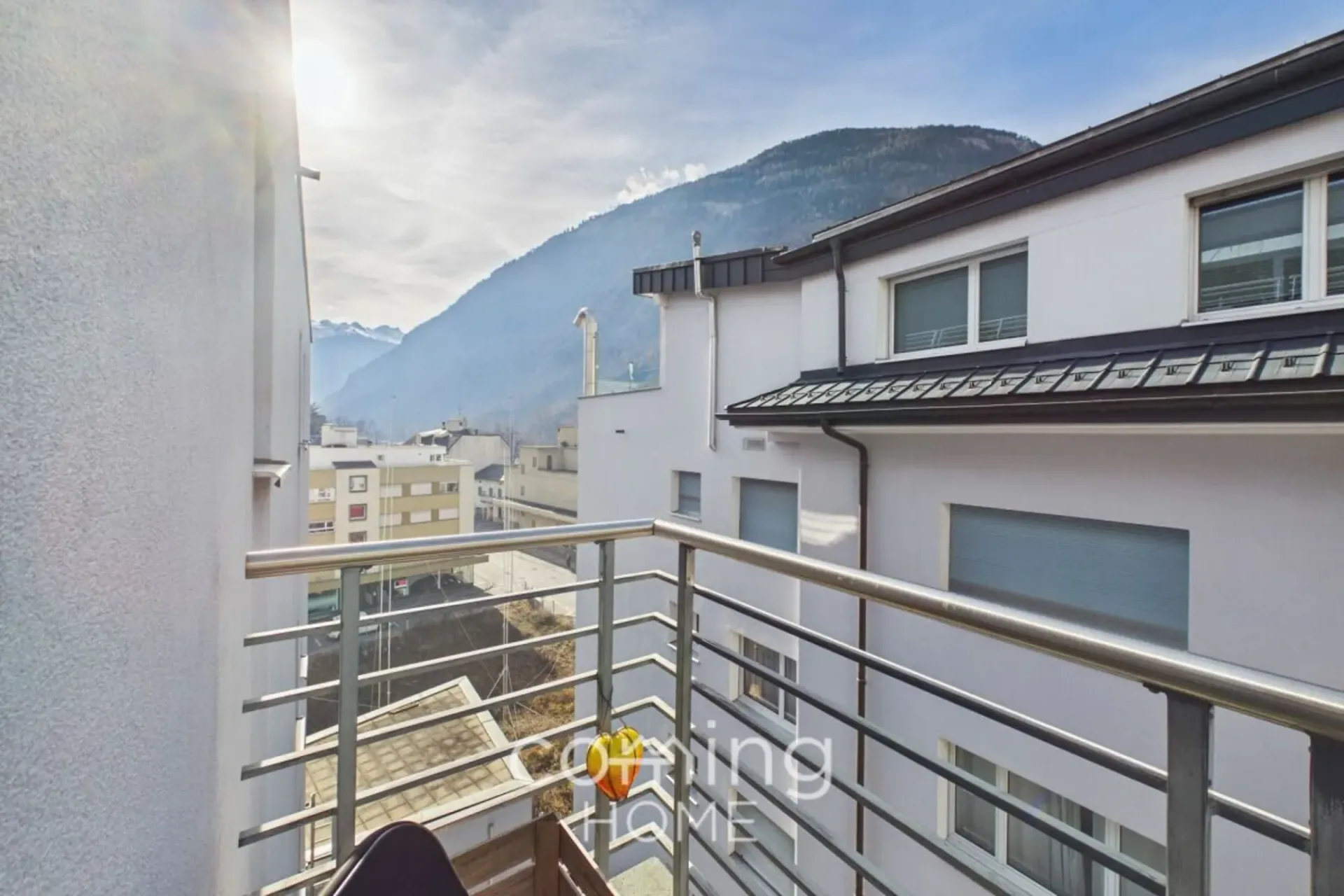 Zentral, modern und komfortabel - renovierte 2.5-Zimmer-Wohnung mit Lift in Visp