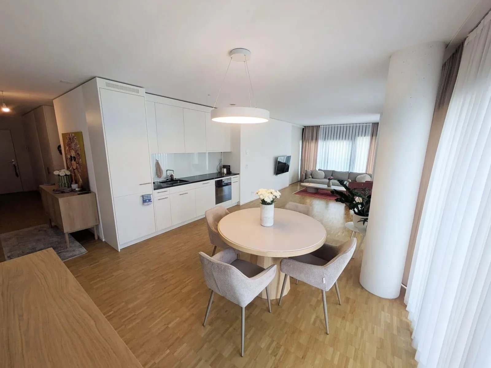 Möblierte Wohnung im Claraturm zur befristeten Untermiete in Basel