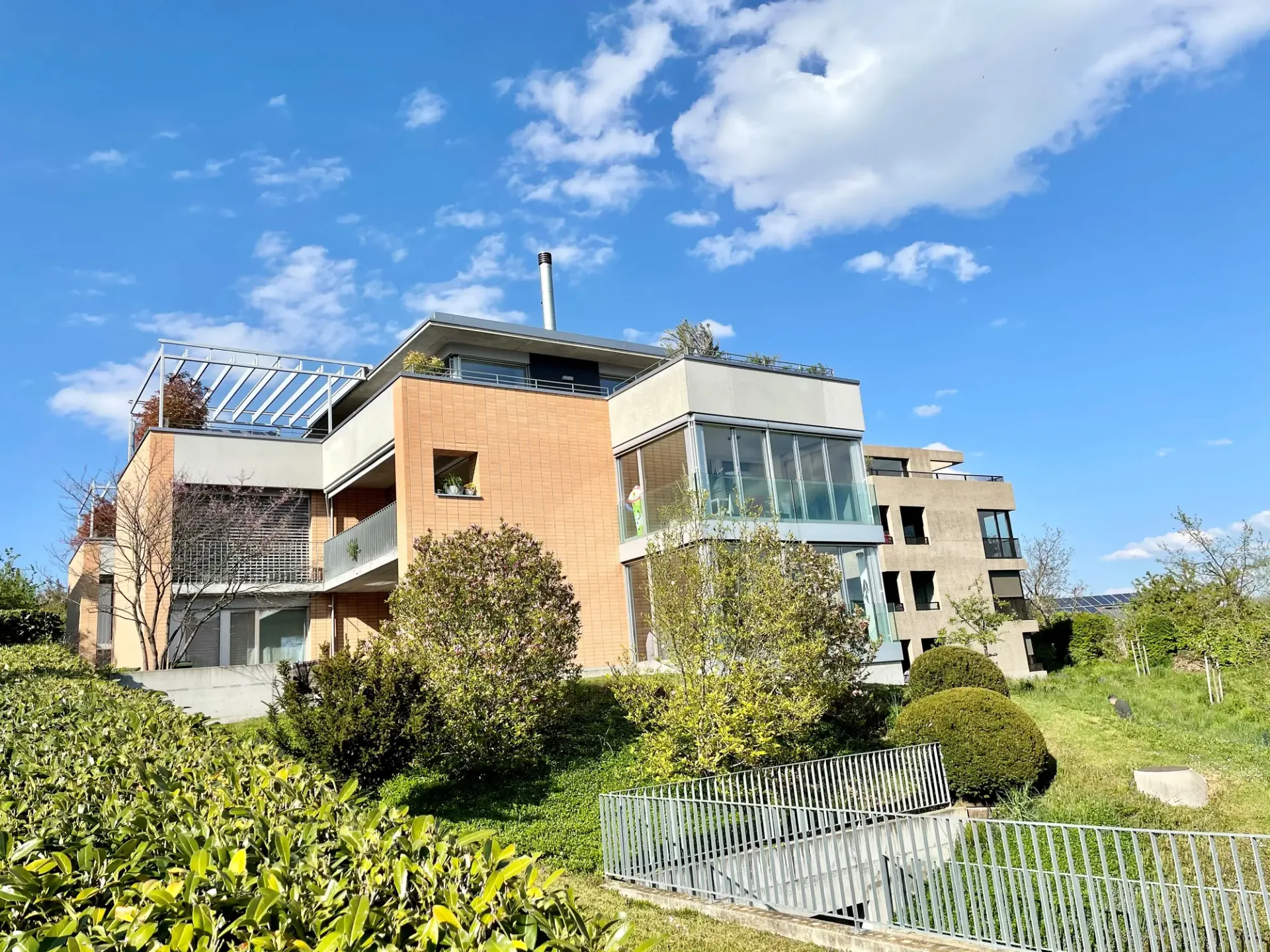 Exklusive Gartenwohnung 113m2 mit Aussicht an schöner Hanglage