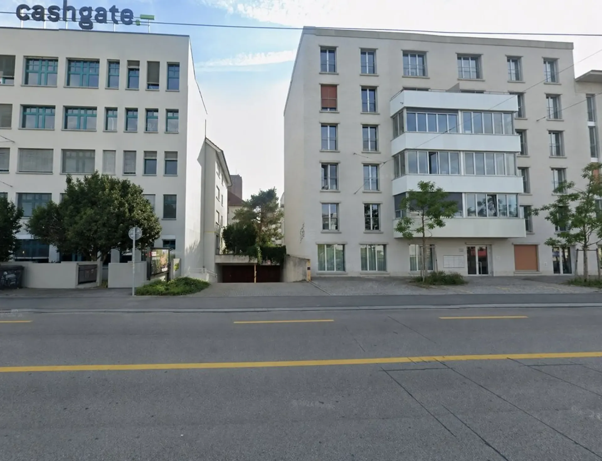Centrally located motorcycle parking space for rent