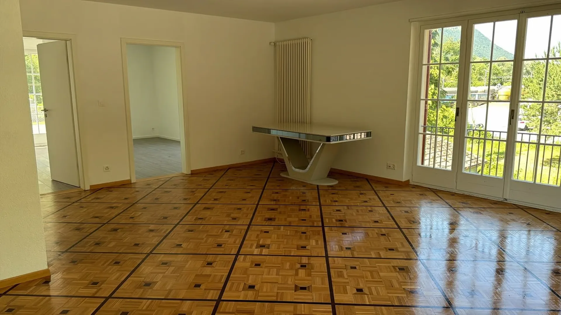 Large bright apartment in Péry - with Conciergerie