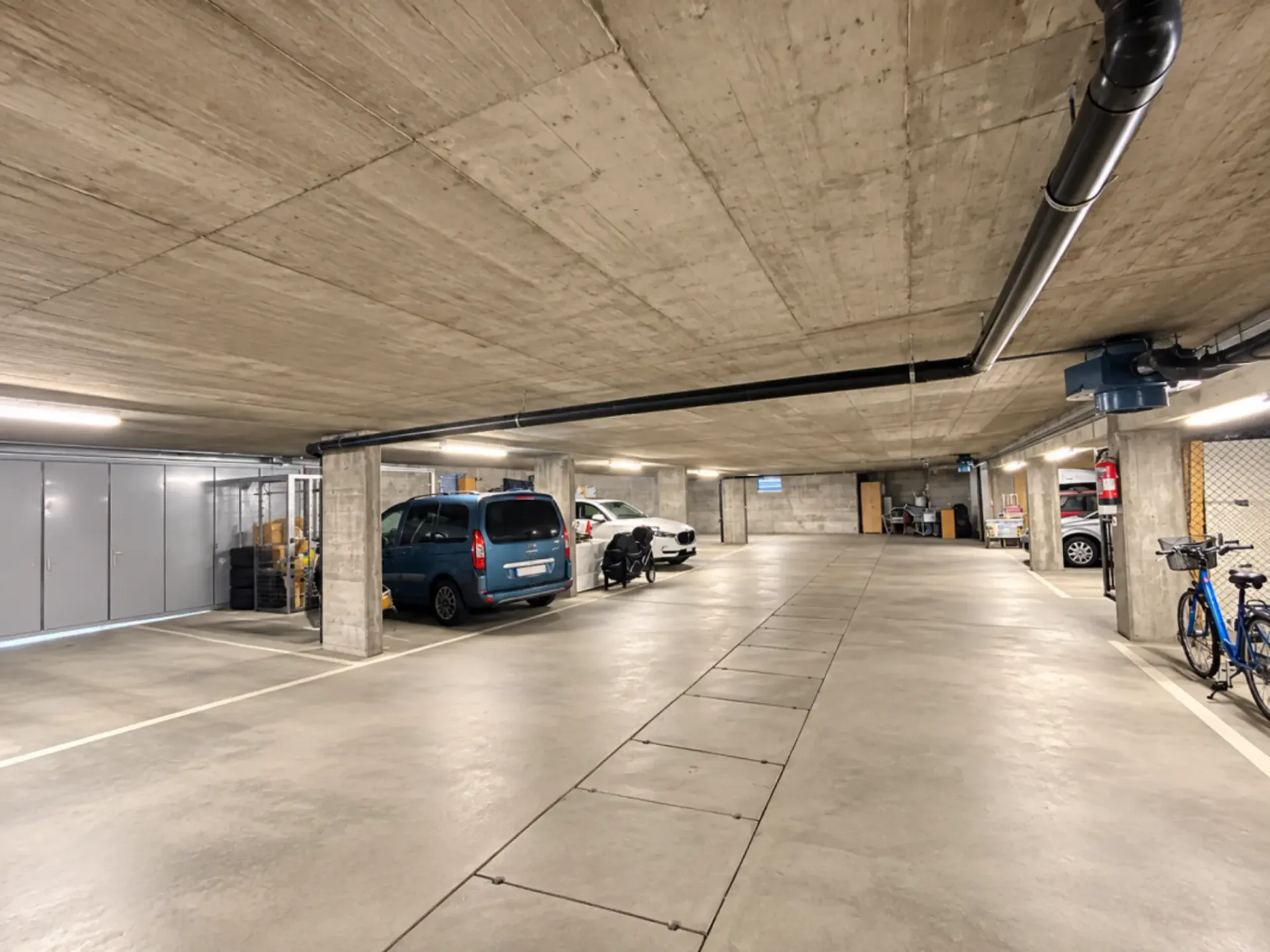 Tiefgaragen Einstellplatz zu vermieten