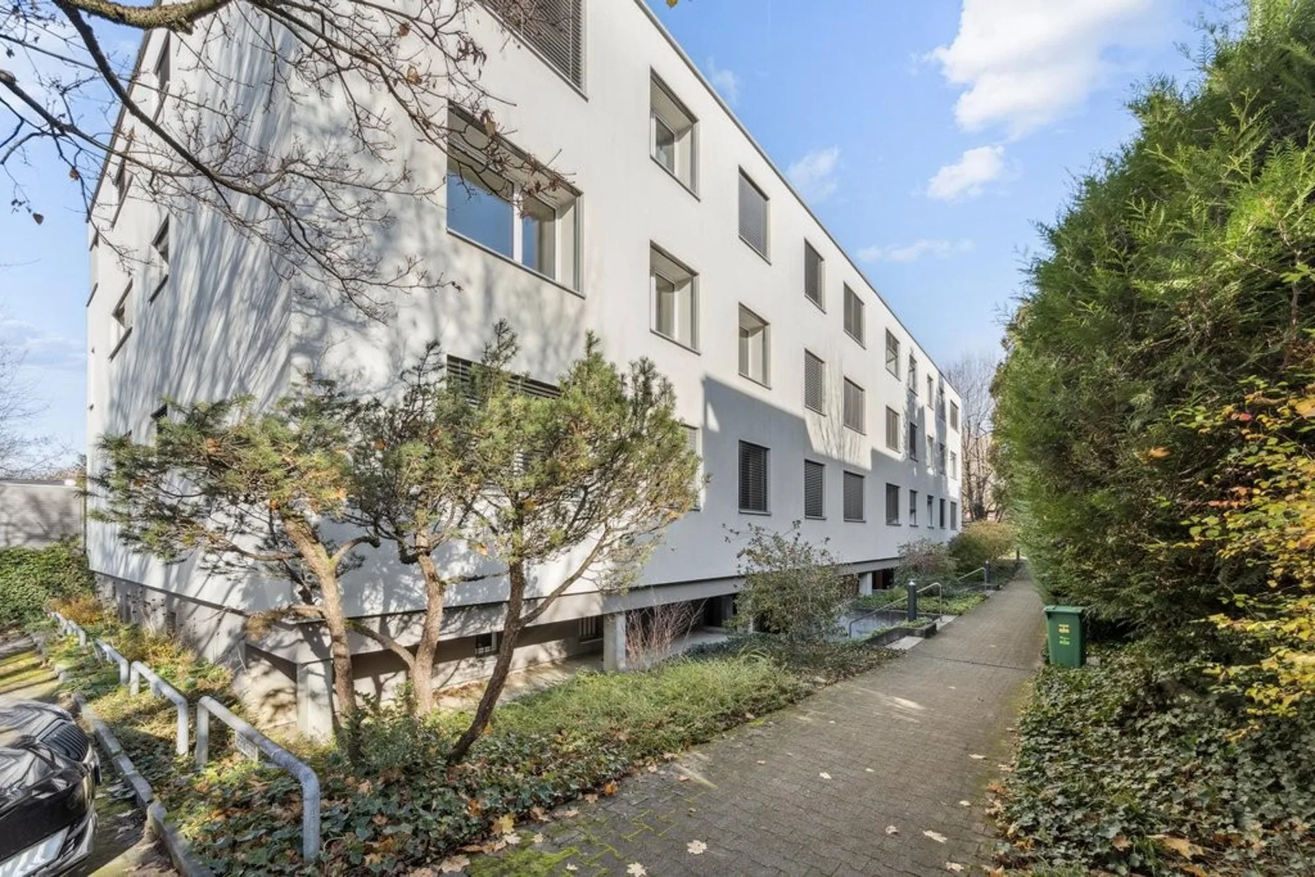 Schöne 4.5 Zimmerwohnung mit grossem Balkon in Allschwil