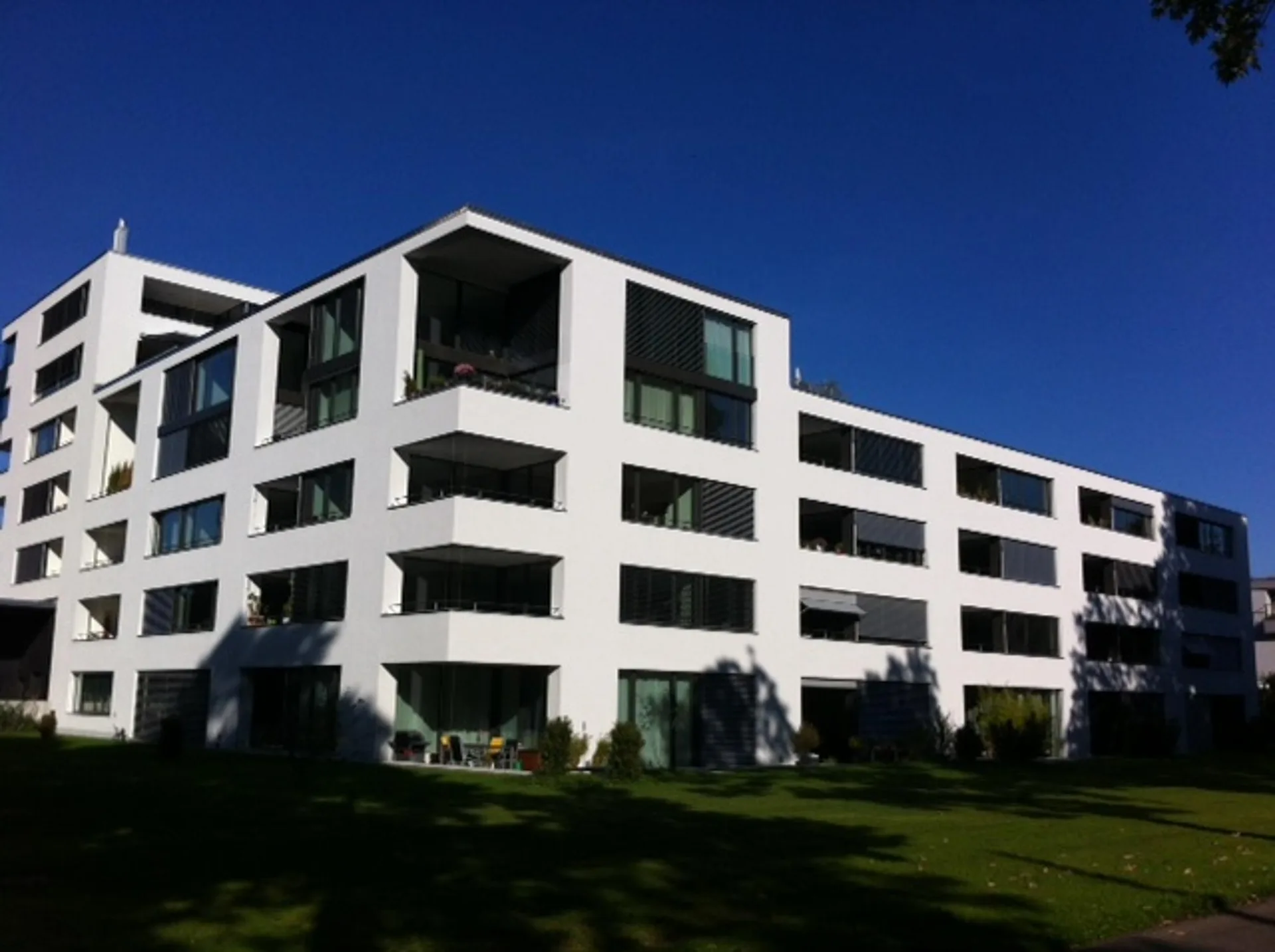 Bright maisonette apartment on Muri-Allee!