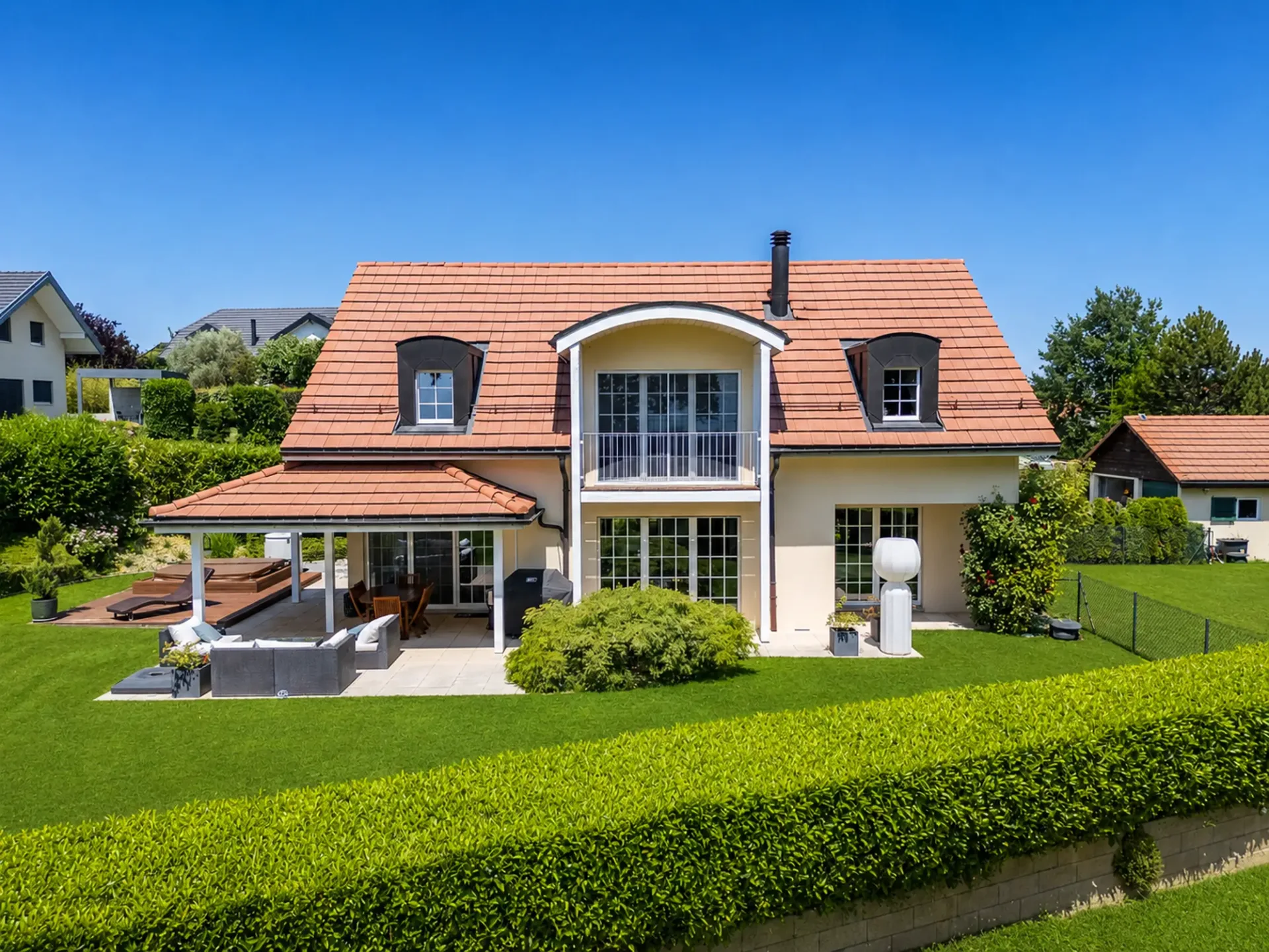 SAINT-SAPHORIN-SUR-MORGES - VILLA MIT 6.5 ZIMMERN HOHER QUALITÄT