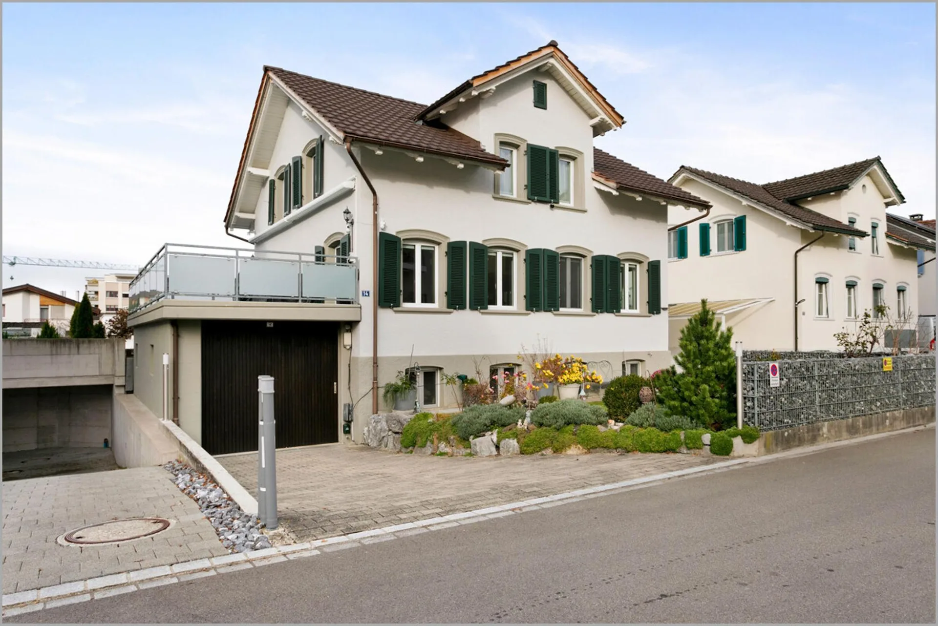 Stilvoll saniertes EFH mit Gartenidylle & viel Platz!